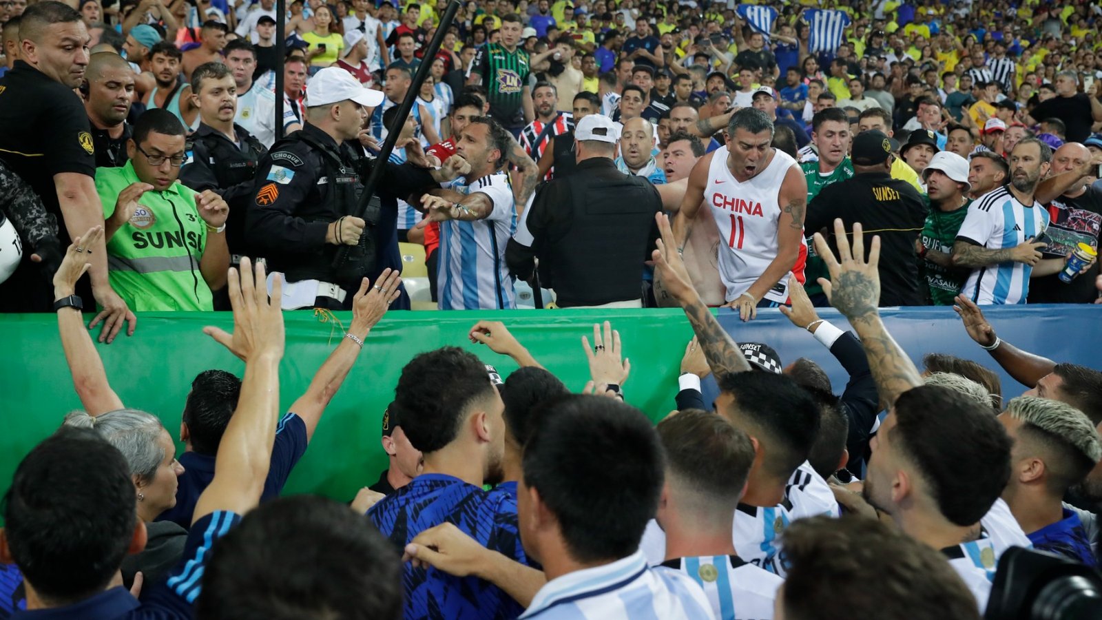 Fifa Abrió Un Expediente Contra Brasil Y Argentina Tras Los Incidentes En El Maracaná El Pendulo 7433