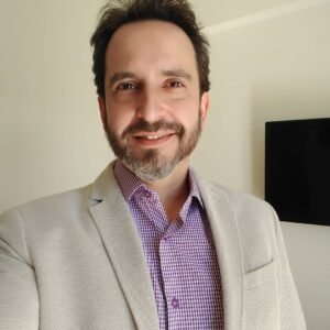Maximiliano Bron, director de la Lic. en Comunicación Social